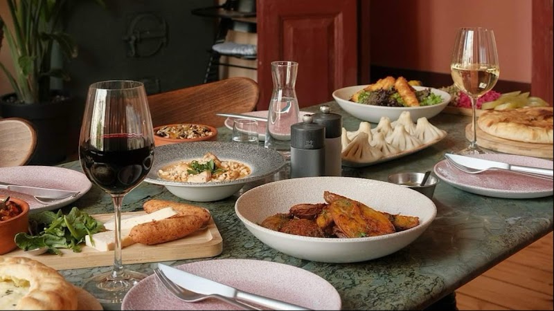 Cafe Daphna Batumi - Image 2 - Batumi, Georgia