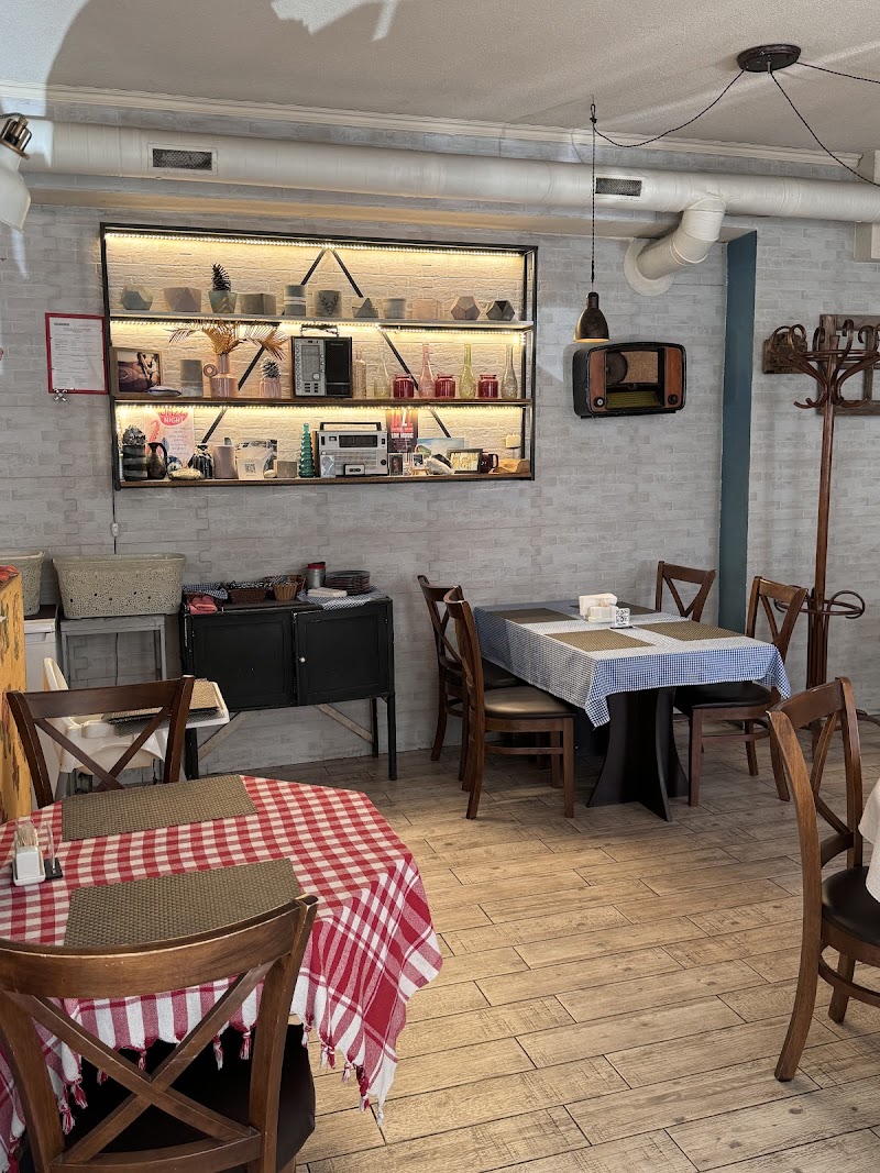 RADIO Kitchen & Bar - Image 5 - Batumi, Georgia